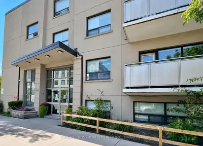 Condo Apartment in Toronto