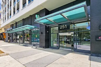 251 Jarvis Street 4203, Toronto, On M5b 0c3