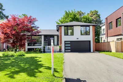 35 Geraldton Crescent, Toronto, On M2j 2r5
