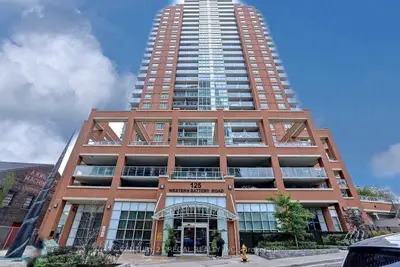 Condo Apartment in Toronto
