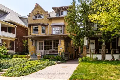 Detached in Toronto