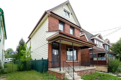201 Christie Street, Toronto, On M6g 3b5