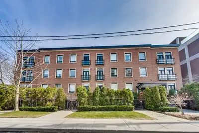 Co-op Apartment in Toronto