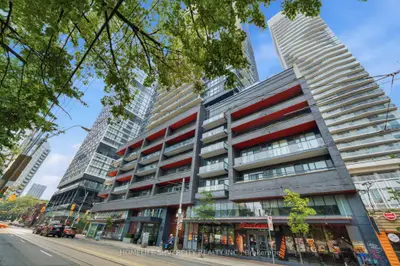 Condo Apartment in Toronto