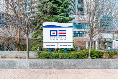 208 Queens Quay W 511, Toronto, On M5j 2y5