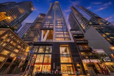 357 King Street W 2403, Toronto, On M5v 0s7