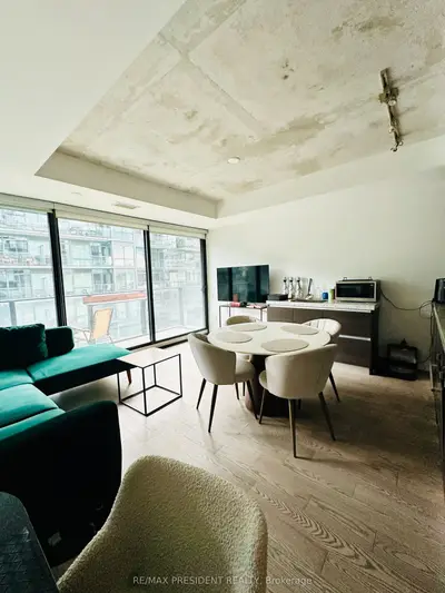 38 Stewart Street 703, Toronto, On M5v 0h1