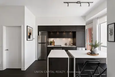 Condo Apartment in Toronto