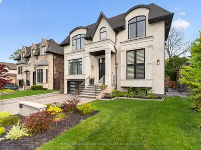 205 Northwood Drive, Toronto, On M2m 2k5