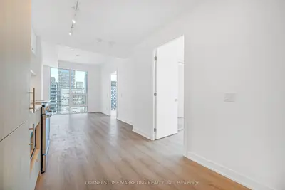 100 Queen Street E 3503, Toronto, On M5c 0b5