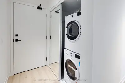 319 Jarvis Street 2515, Toronto, On M5b 0c8