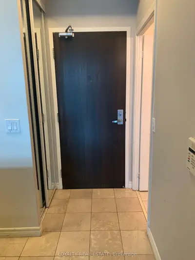 19 Grand Trunk Crescent 309, Toronto, On M5j 3a3