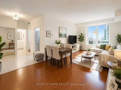 Condo Apartment in Toronto