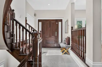 253 Byng Avenue, Toronto, On M2n 4l4