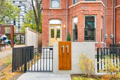 11 Gloucester Street, Toronto, On M4y 1l8