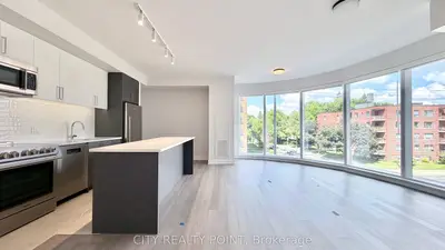 2525 Bathurst Street 407, Toronto, On M6b 2y9