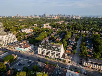 170 Chiltern Hill Road 317, Toronto, On M6c 0a9