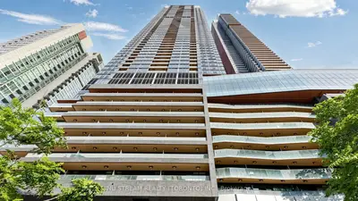 3 Concord Cityplace Way 4805, Toronto, On M5v 0x4