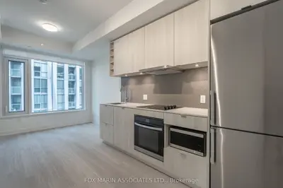 Condo Apartment in Toronto