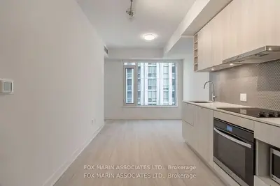 Condo Apartment in Toronto