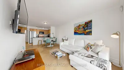 Condo Apartment in Toronto