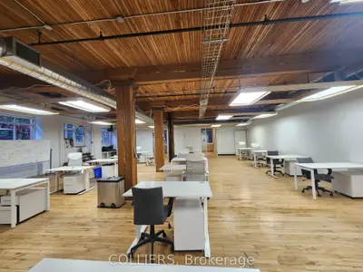 129 Spadina Avenue 2nd Floor, Toronto, On M5a 1j7