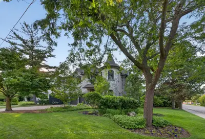 100 Munro Boulevard, Toronto, On M2p 1c4