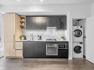 55 Mercer Street 318, Toronto, On M5v 0w4