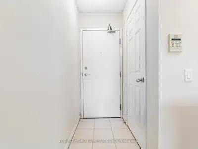 30 Harrison Garden Boulevard 1501, Toronto, On M2n 7a9