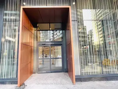 19 Bathurst Street 1503, Toronto, On M5v 0n2