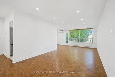 2500 Bathurst Street 401, Toronto, On M6b 2y8