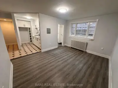 130 Macpherson Avenue 8, Toronto, On M5r 1w8