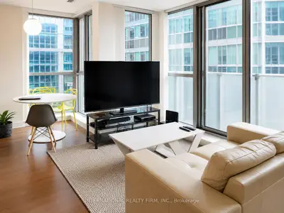 375 King Street W 504, Toronto, On M5v 1k5
