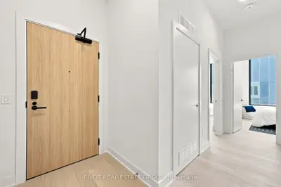 15 Mercer Street 4502, Toronto, On M5v 3c6