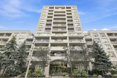 Condo Apartment in Toronto