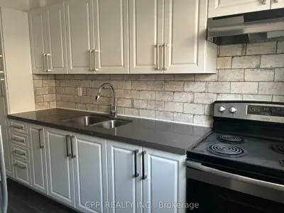 69 Godstone Road 127, Toronto, On M2j 3c8