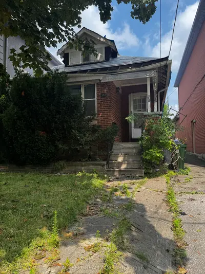 350 Belsize Drive, Toronto, On M4s 1n1