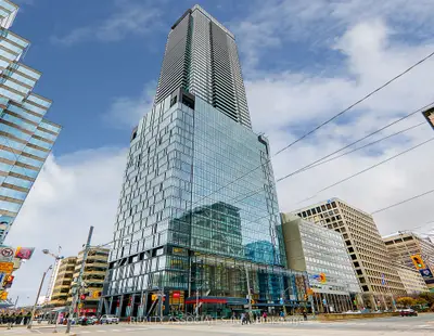 488 University Avenue 4310, Toronto, On M5g 0c1