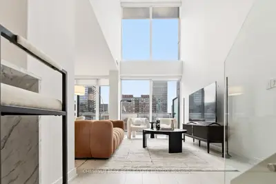 18 Maitland Terrace 405, Toronto, On M4y 0h2