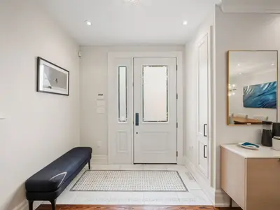 29 Maxwell Avenue, Toronto, On M5p 2b4
