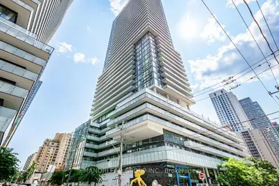 Condo Apartment in Toronto