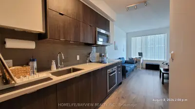 Condo Apartment in Toronto