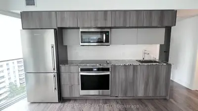 Condo Apartment in Toronto