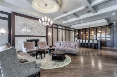 135 Wynford Drive 404, Toronto, On M3c 0j4