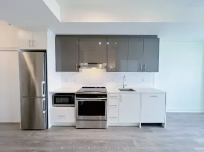 180 Fairview Mall Drive 1805, Toronto, On M2j 0g4