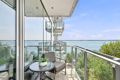 39 Queens Quay E 625, Toronto, On M5e 0a5