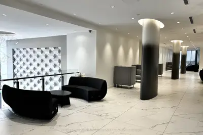 11 Brunel Court 1216, Toronto, On M5v 3y3