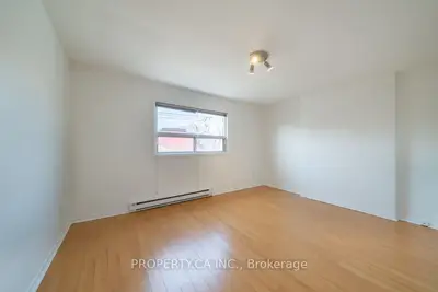 281 Augusta Avenue 2-3, Toronto, On M5t 2l7