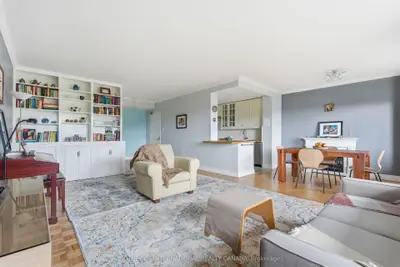 21 Dale Avenue 947, Toronto, On M4w 1k3