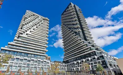 Condo Apartment in Toronto